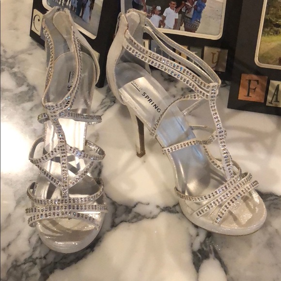 homecoming shoes silver